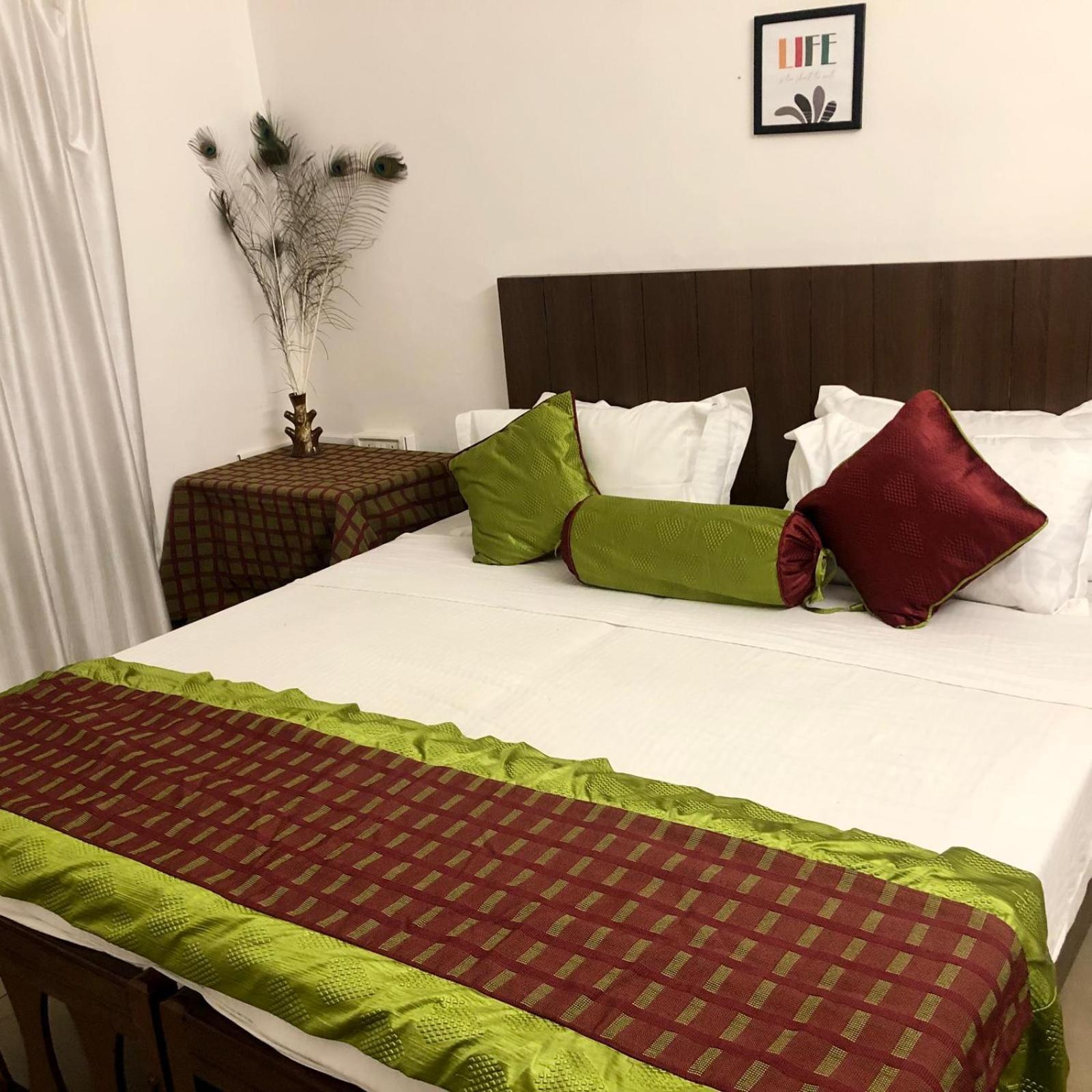 Mother Tree Inn Kochi Eksteriør bilde